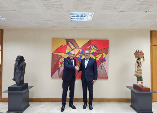 السفير التركي بالقاهرة يزور الدكتور خالد العناني لتهنئته بانتخابه مديرًا عامًا لليونسكو
