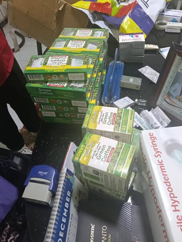 الصحة: إغلاق 3 مراكز علاجية تجميلية غير مرخصة في القاهرة والإسكندرية والبحيرة تديرها عناصر تنتحل صفة الأطباء