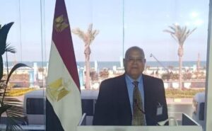 محافظ أسيوط: شاشات عرض كبرى بالميادين لتمكين المواطنين من متابعة افتتاح المتحف المصري الكبير