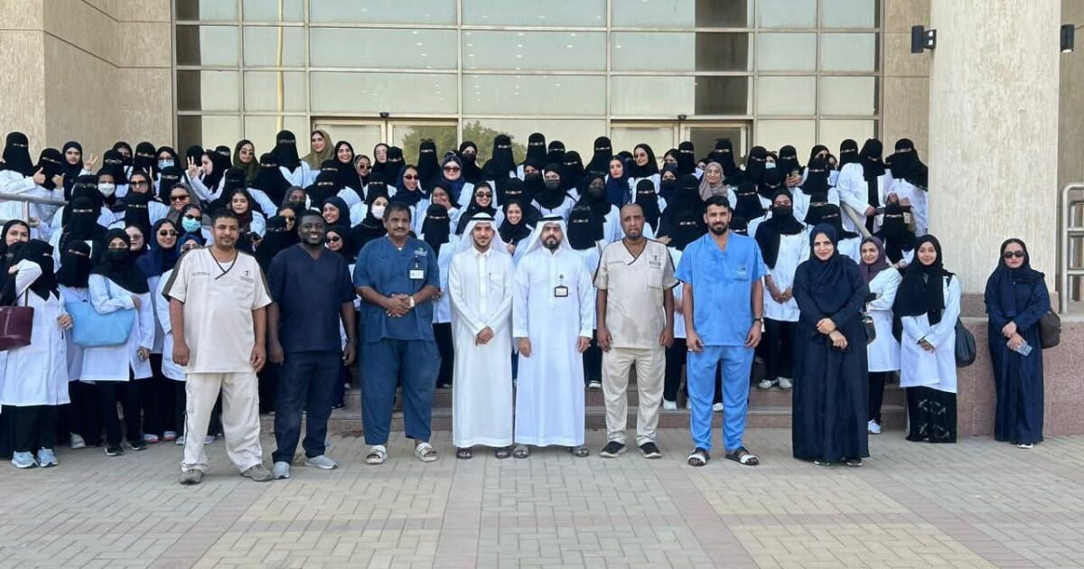 بيئة جدة تغرس 1000 شتلة بجامعة الملك عبدالعزيز ضمن مبادراتها لتعزيز الوعي البيئي والاستدامةة 