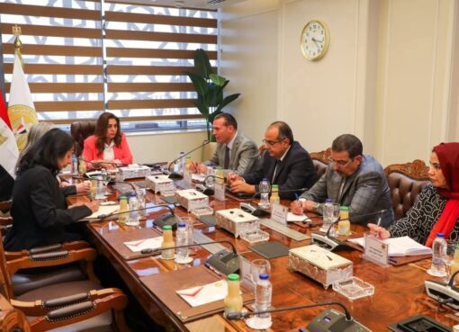 منال عوض تبحث مع البنك الدولي نتائج تنمية الصعيد وخطط خلق فرص العمل