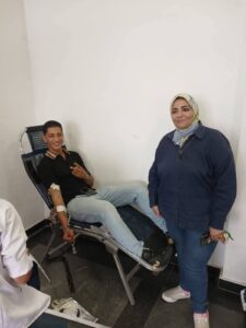 انطلاق حملة التبرع بالدم بكلية الآداب – جامعة دمنهور دعمًا لمرضى الكبد والفشل الكلوي