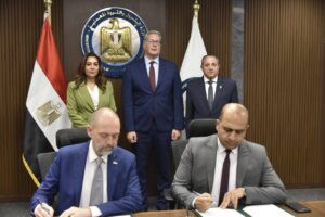 المحافظ يشيد بالتعاون المثمر مع شركة ” ايني”  باعتبارها شريك استراتيجي وفاعل في التنمية على أرض بورسعيد.