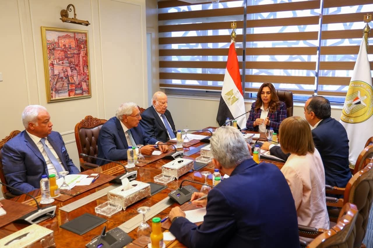 وزيرة التنمية المحلية تتابع تنفيذ تكليفات رئيس الوزراء لتعظيم الاستفادة من مسار العائلة المقدسة سياحياً