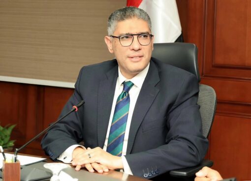 قرار مفاجئ من محافظ الجيزة بعد حركة وزيرة التنمية المحلية قرار مفاجئ من محافظ الجيزة بعد حركة وزيرة التنمية المحلية