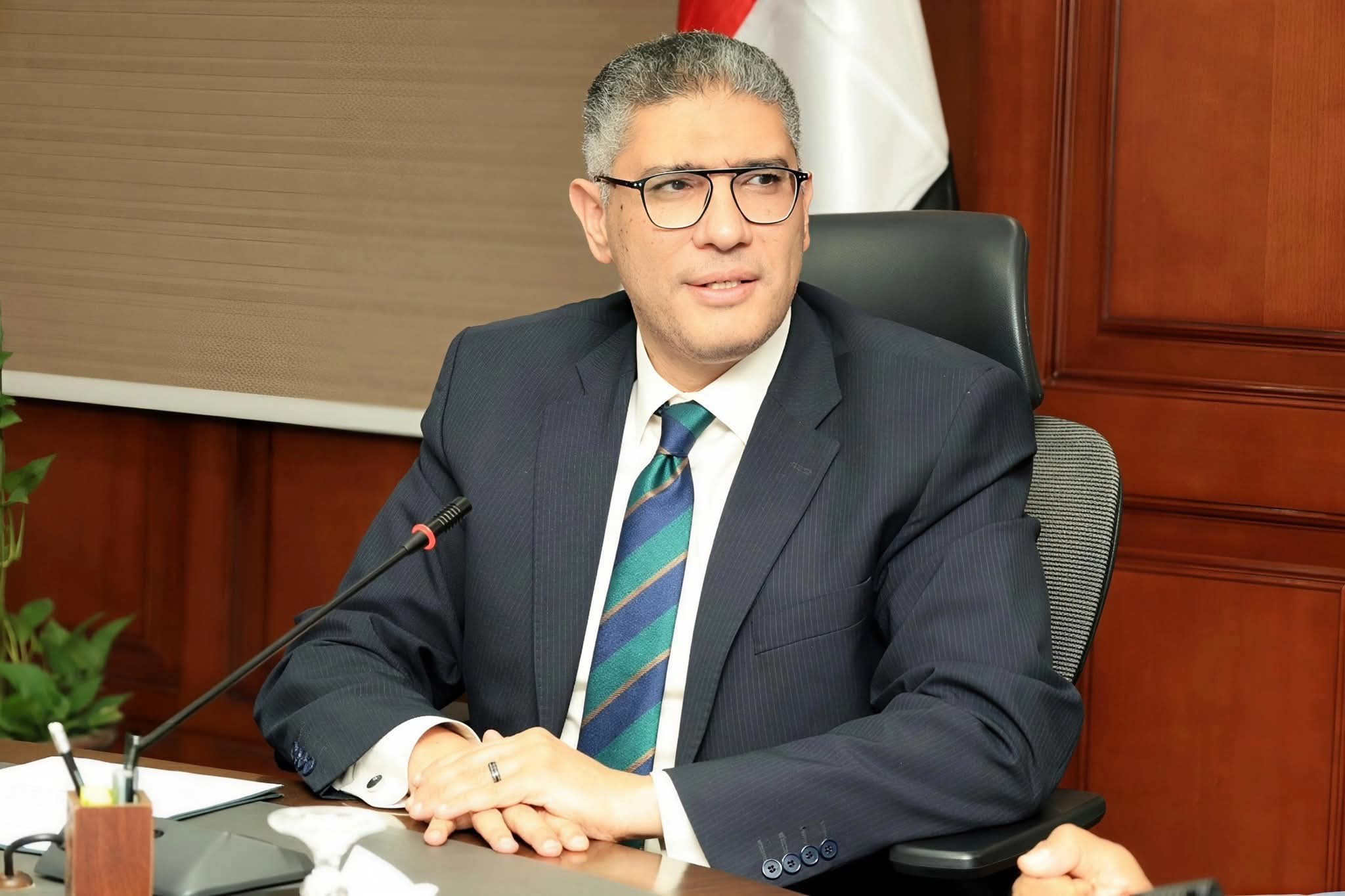 قرار مفاجئ من محافظ الجيزة بعد حركة وزيرة التنمية المحلية