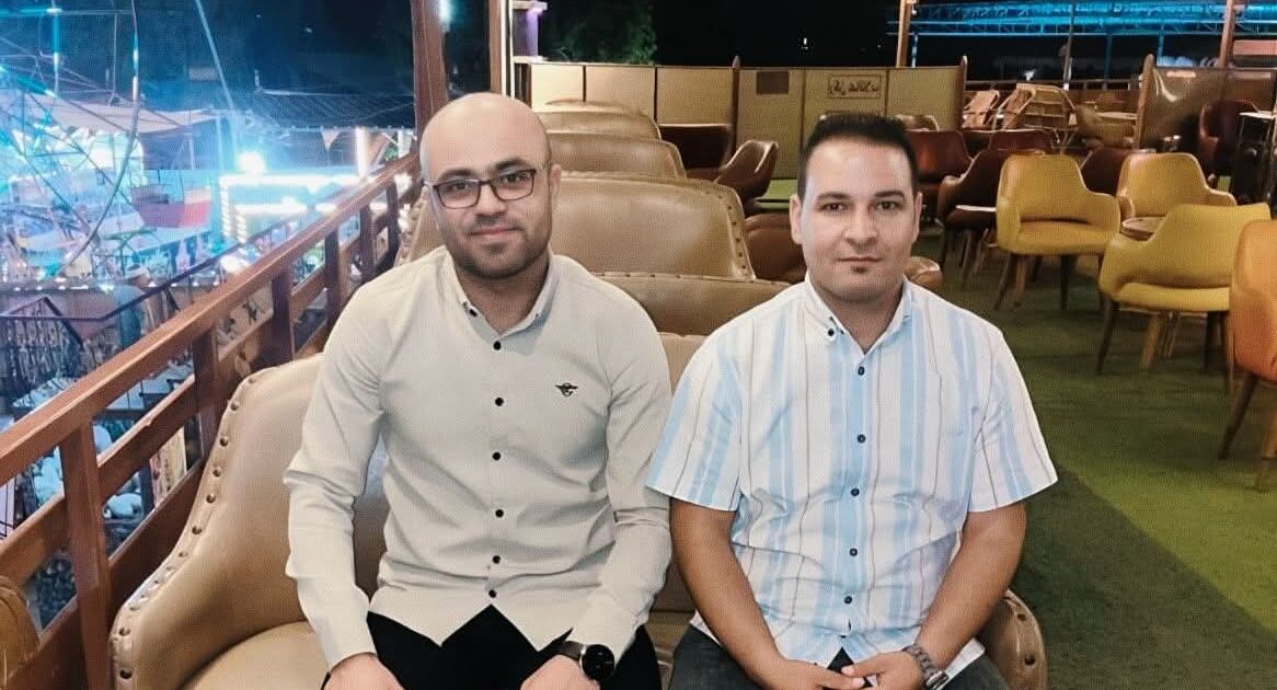 الصحفي إسلام موسى يهنئ المستشار باسم شومان بزفافه الميمون