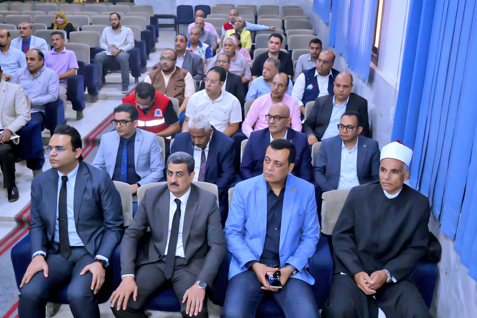 محافظ سوهاج يترأس الاجتماع التحضيري لتنفيذ التدريب العملي المشترك "صقر 159" لمواجهة الأزمات والكوارث