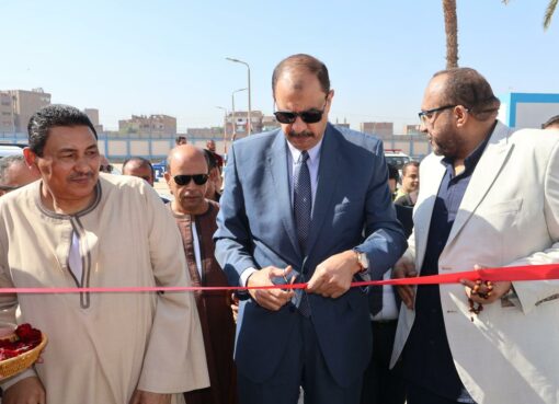 محافظ سوهاج يفتتح محطة مياه طهطا بعد إعادة تأهيلها بتكلفة 150 مليون جنيه محافظ سوهاج يفتتح محطة مياه طهطا بعد إعادة تأهيلها بتكلفة 150 مليون جنيه