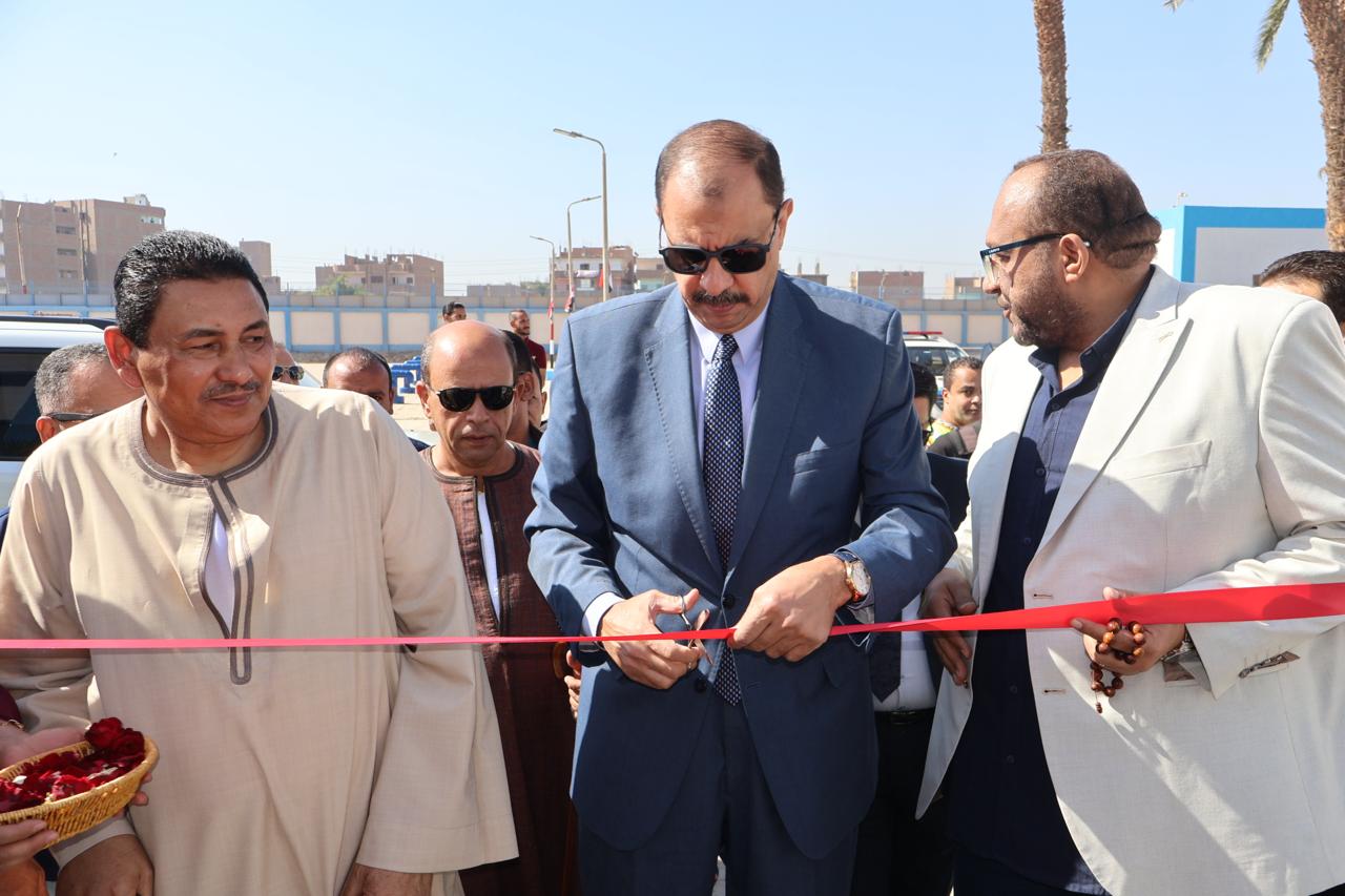 محافظ سوهاج يفتتح محطة مياه طهطا بعد إعادة تأهيلها بتكلفة 150 مليون جنيه