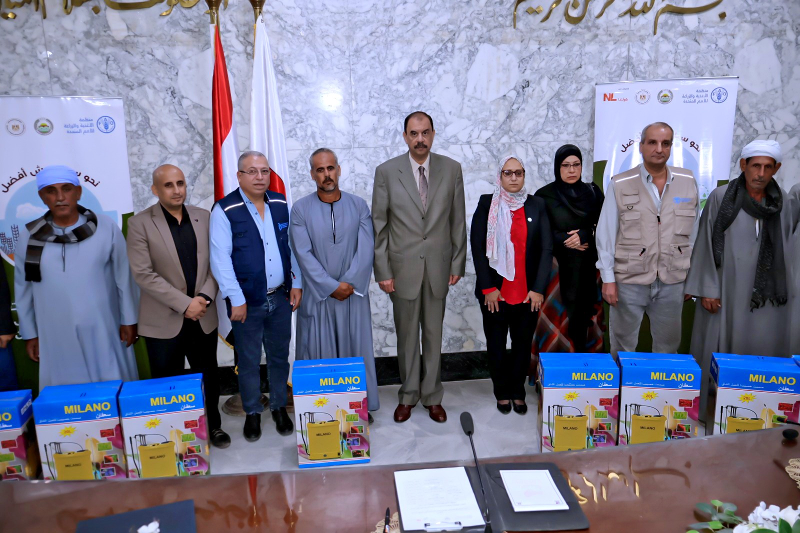 محافظ سوهاج يشهد احتفالية تخريج مدارس المزارعين الحقلية ضمن مشروع تحديث تقنيات الري