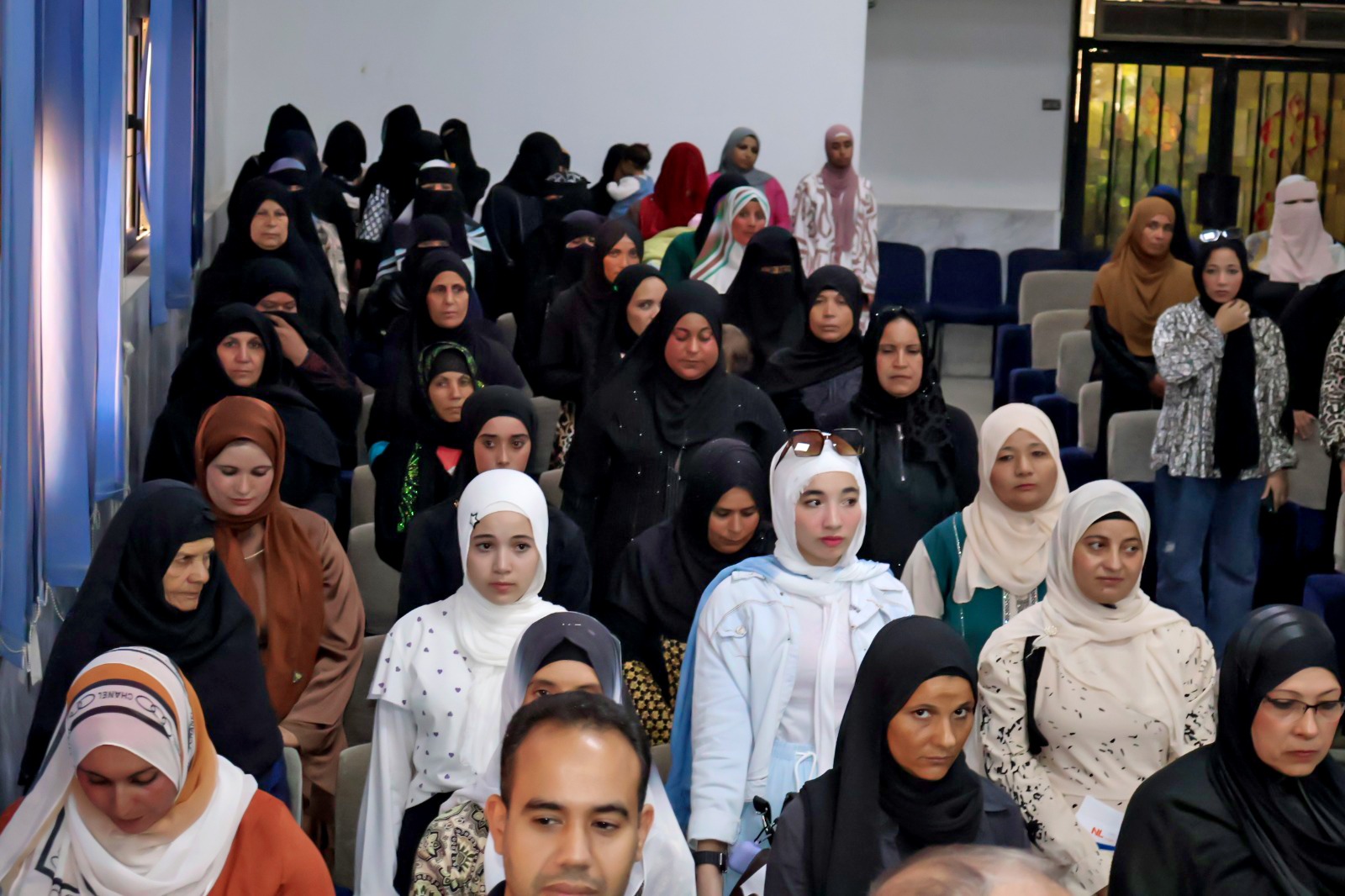 محافظ سوهاج يشهد احتفالية تخريج مدارس المزارعين الحقلية ضمن مشروع تحديث تقنيات الري
