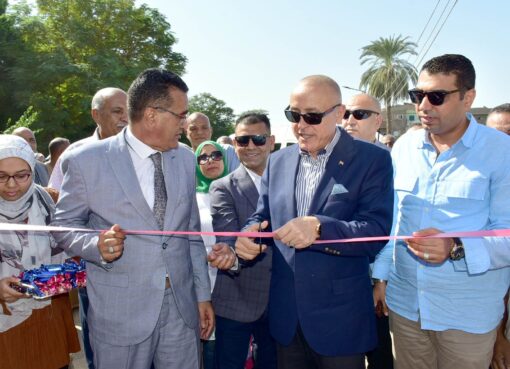 “محافظ الأقصر” يفتتح سوق اليوم الواحد بمركز ومدينة البياضية..بالصور