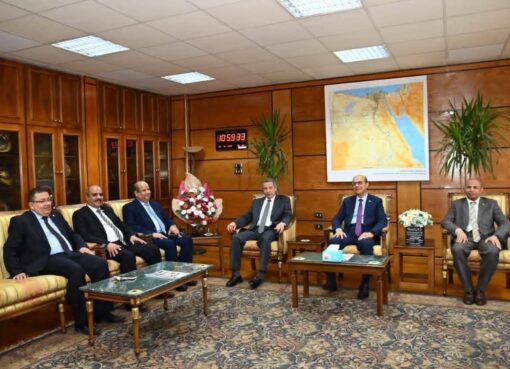 بروتوكول تعاون بين جامعة الغردقة وكلية الحقوق جامعة أسيوط