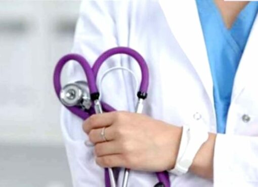 رابطة أصحاب مراكز التجميل بمصر تعلن دعمها الكامل لحملة “خالتو لابسة بالطو” لمواجهة منتحلي صفة الأطباء رابطة أصحاب مراكز التجميل بمصر تعلن دعمها الكامل لحملة "خالتو لابسة بالطو" لمواجهة منتحلي صفة الأطباء