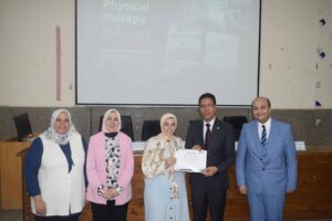 رئيس جامعة بنها يشهد ختام الأنشطة الطلابية وتكريم أوائل الفرق الدراسية بكلية العلاج الطبيعي