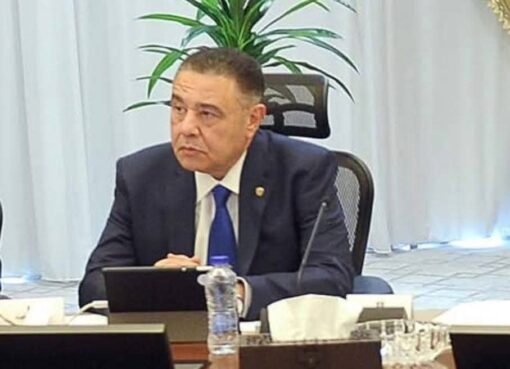 محافظ البحر الأحمر يشيد بجهود اللجنة الطبية العليا والاستغاثات بمجلس الوزراء في تنفيذ قوافل مجانية لخدمة المواطنين