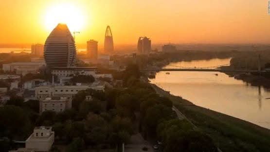 النيل بين شريان الحياة وميدان الصراع: