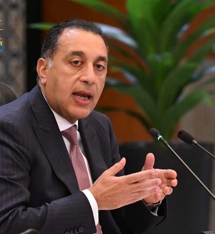 رئيس الوزراء: ارتفاع مياه النيل خلال أكتوبر الجاري يهدد مناطق طرح النهر بالمنوفية والبحيرة