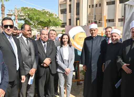 منطقة البحيرة الأزهرية تشارك في معرض دمنهور الثامن للكتاب