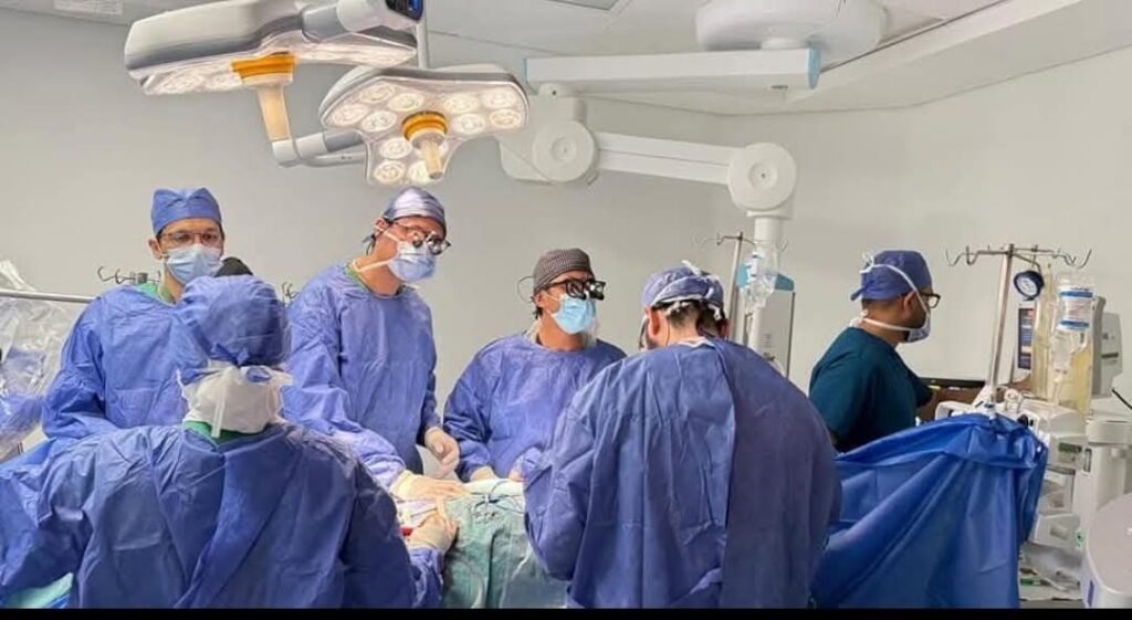 نجاح أول جراحة قلب مفتوح بالتدخل المحدود باستخدام المنظار الجراحي داخل مستشفى النصر التخصصي ببورسعيد