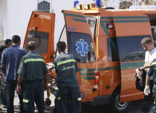 إصابة 6 أشخاص في انقلاب ميكروباص بسبب السرعة الزائدة بطريق أسيوط الصحراوي الغربي بالفيوم