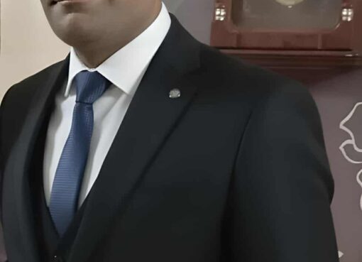 حين يعلو صوتُ الشيطان .. تبكي السماءُ حسرةً لضياعِ إنسان حين يعلو صوتُ الشيطان .. تبكي السماءُ حسرةً لضياعِ إنسان