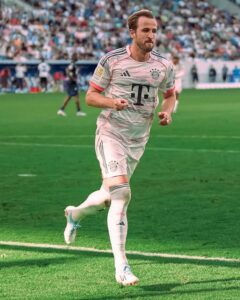 قناص إنجليزي قلب التحدي