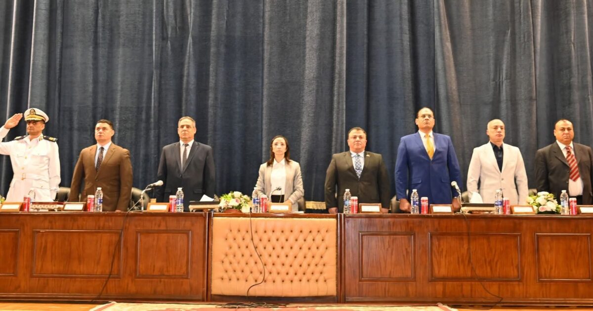 محافظ البحيرة ومدير الأمن يشهدان إجراء قرعة الحج العلنية لوزارة الداخلية لعام ٢٠٢٦م