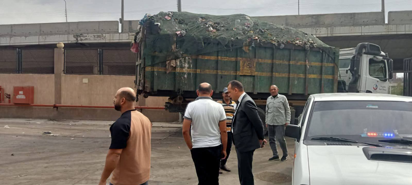 رئيس مدينة دمنهور يتفقد المقلب الوسيط ويرفع وتيرة متابعة منظومة النظافة