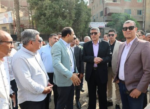 محافظ الجيزة يتفقد مشروع الصرف الصحي بمدينة النجوم ببولاق الدكرور لمتابعة نسب التنفيذ ميدانيًا