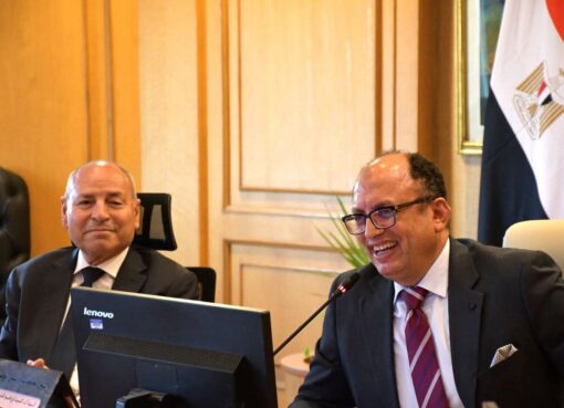 محافظ القاهرة يشيد بمبادرة "صُنع في جامعة حلوان" لدعم الإبداع التطبيقي بين الطلاب