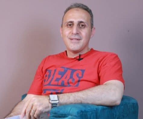 د. مصطفى محمود يكشف طرق تعليم طفلك تنظيف أسنانه بطريقة ممتعة وفعّالة