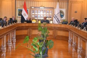 مجلس جامعة حلوان يهنئ نخبة من أساتذته لتوليهم مناصب مرموقة محليًا ودوليًا