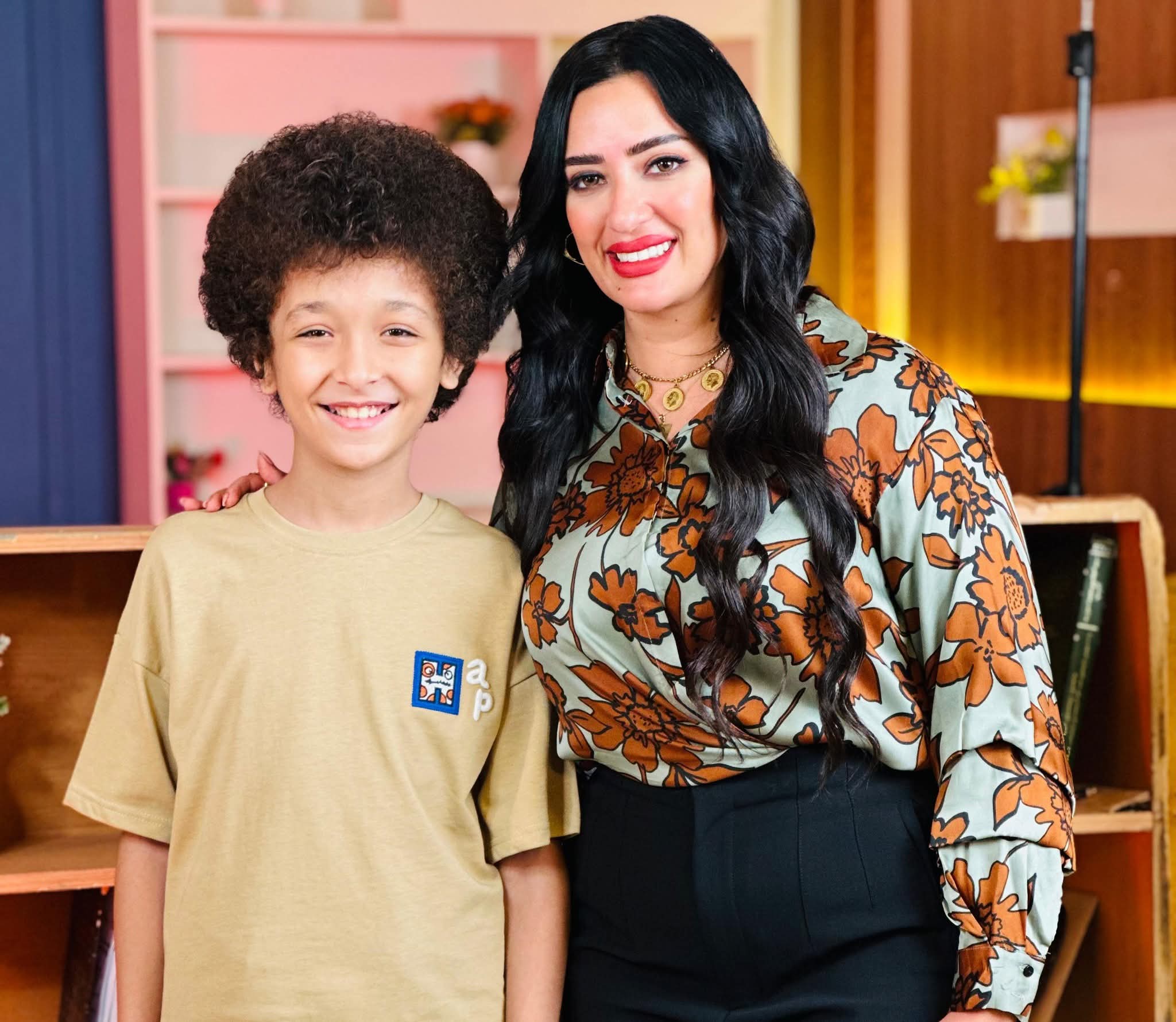 يوسف صلاح يتألق في «اسمعني شكرًا» مع سيرا إبراهيم ويكشف أسرار انطلاقته مع منّة شلبي وأحمد مكي