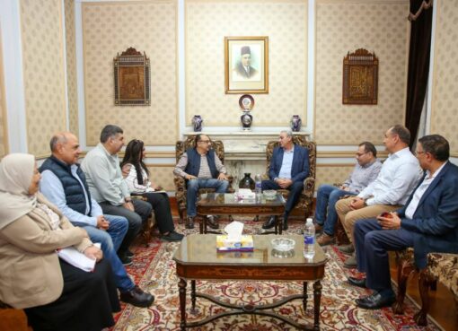 محافظ الغربية يستقبل وزير قطاع الأعمال العام في مستهل زيارته لشركة مصر للغزل والنسيج بالمحلة الكبرى