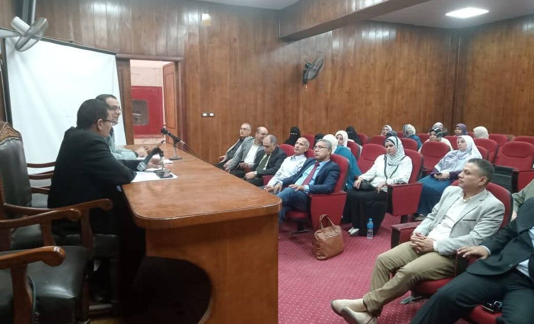 جامعة مدينة السادات تنظم ورشة عمل حول تعظيم الاستفادة من مصادر وخدمات بنك المعرفة المصري