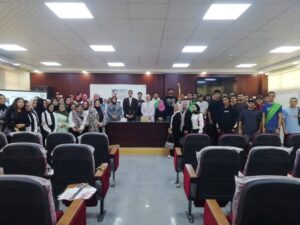 ندوة بكلية الخدمة الاجتماعية لتعريف الطلاب بطرق التعامل مع الأزمات والكوارث