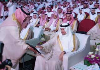 مُحافظ الأحساء يُدشِّن (9) مشاريع مدرسية بقيمة (193) مليون ريال بحضور وزير التعليم