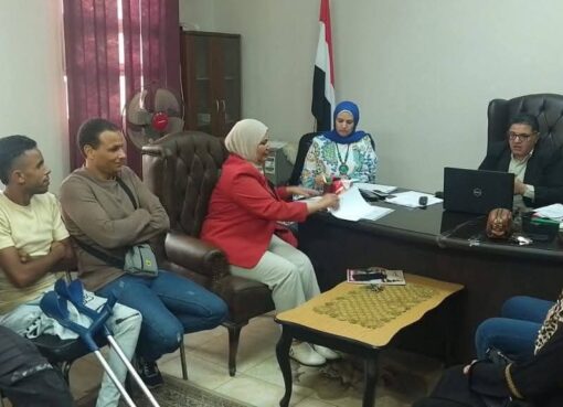 مديرية العمل بالإسماعيلية تنجح في تسوية شكوى جماعية لعدد من ذوي الهمم وتؤكد التزامها بحماية حقوق العاملين