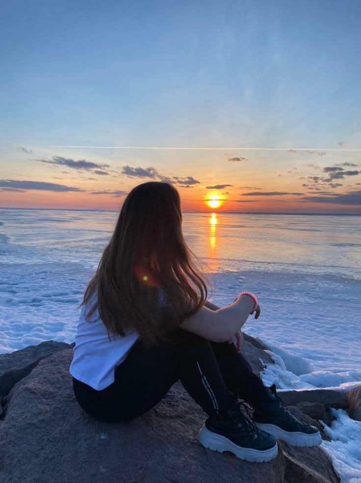 حين يبكي الضوء على أطلال القلب