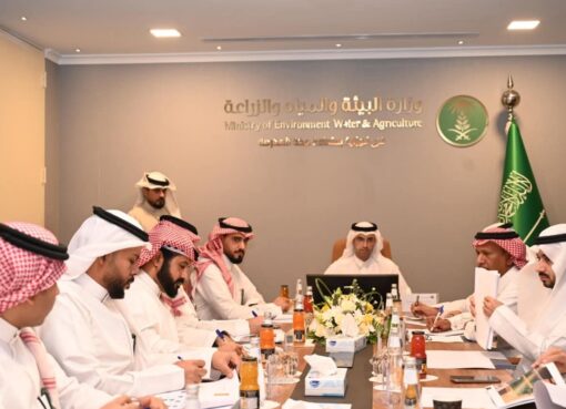 وكيل وزارة البيئة والمياه والزراعة لخدمة المستفيدين وشؤون الفروع يتفقد سير العمل بفرع الوزارة في منطقة مكة المكرمة