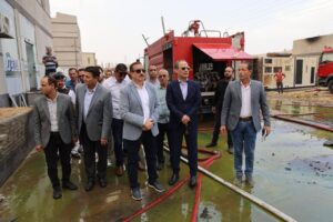 محافظ المنوفية يتفقد حريق مصنع كيماويات بالمنطقة السابعة بالسادات ويوجه بتقديم الدعم اللازم ورفع درجة الاستعداد بكافة الاجهزة الحيوية بالمحافظة