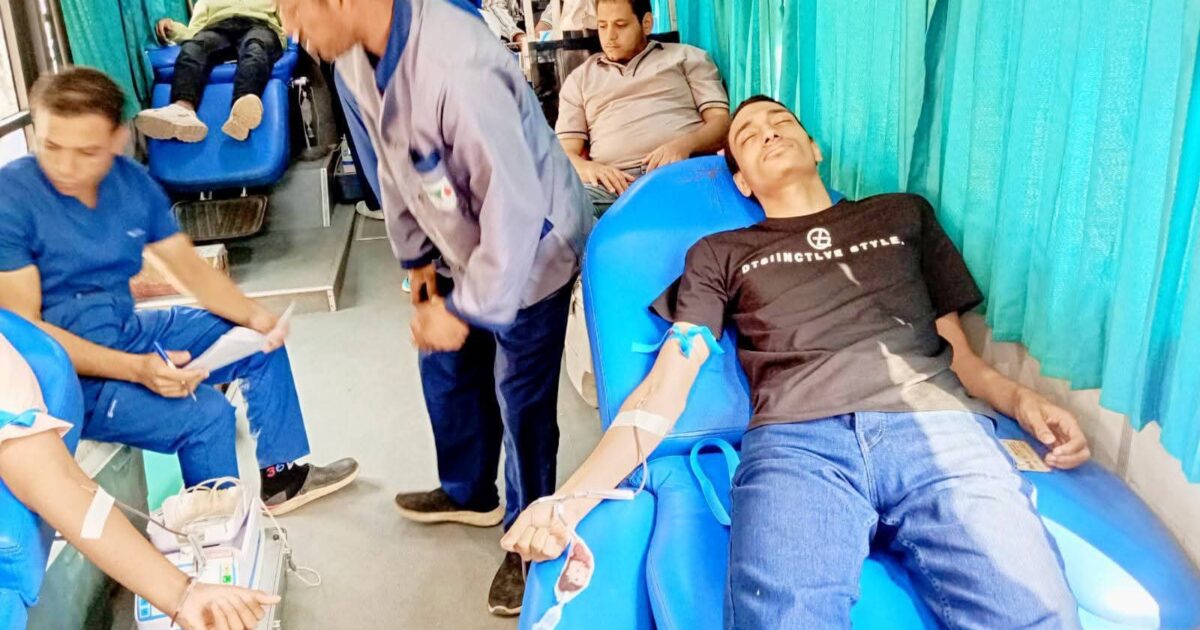 جامعة المنيا تطلق حملات مكثفة للتبرع بالدم كلياتها تحت شعار: "قطرة دم = حياة