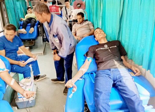 جامعة المنيا تطلق حملات مكثفة للتبرع بالدم كلياتها تحت شعار: "قطرة دم = حياة