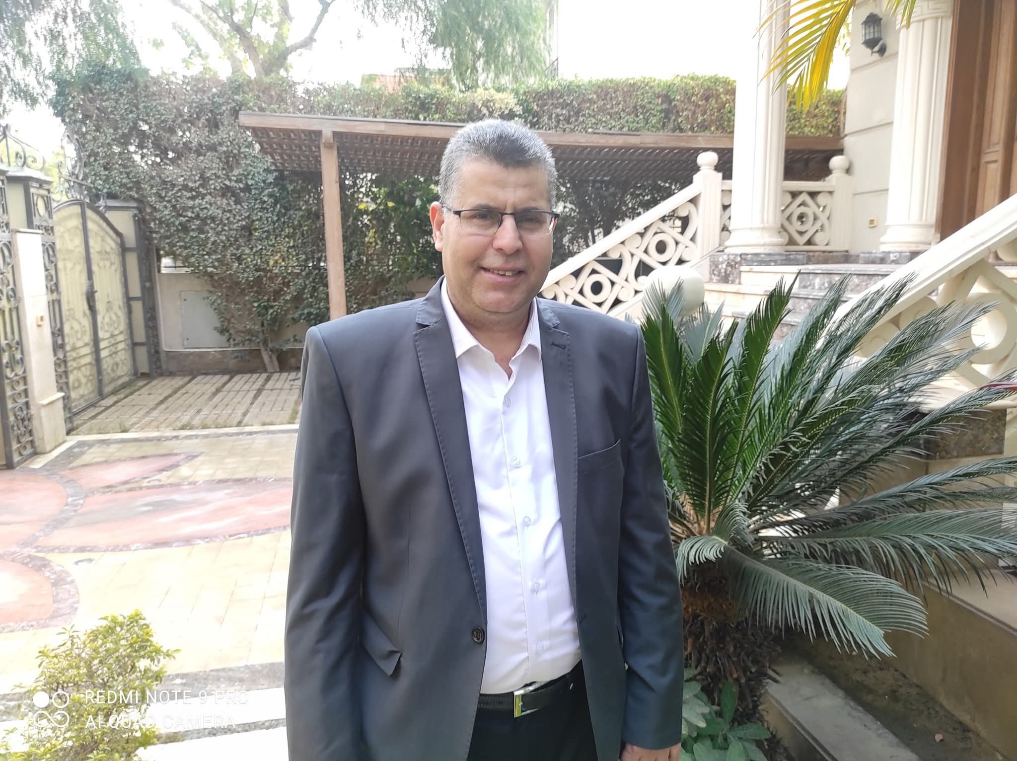 هل الجوالات والإنترنت نعمة أم نقمة