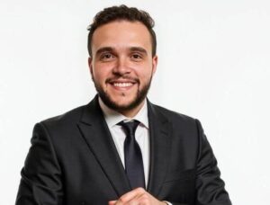 محمود عفيفي يتألق في برنامج أخبار السياحة على قناة النهار وشرم الفضائية