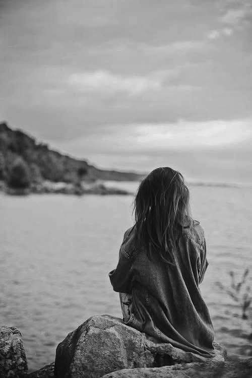 حين يسقط الضوء من عيون الأمل