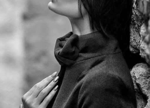 حين تتسلل الذكريات لتضيء ليالي الوحدة