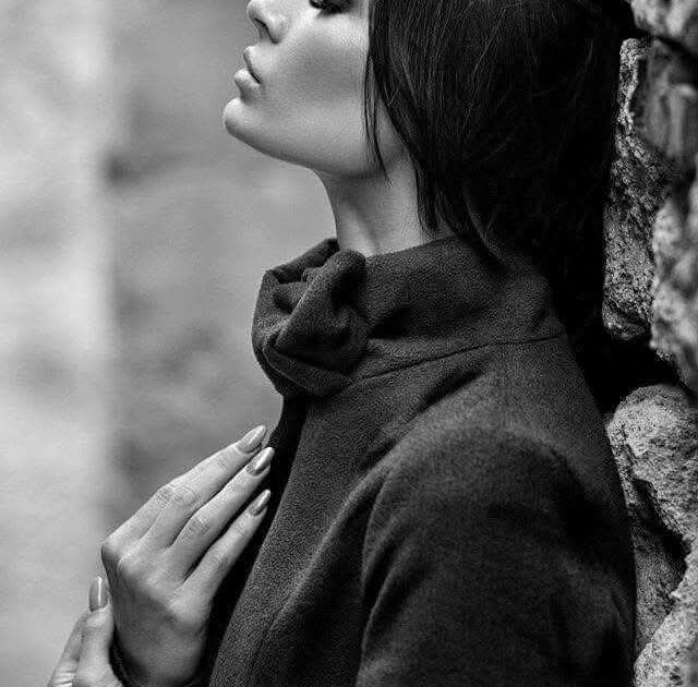 حين تتسلل الذكريات لتضيء ليالي الوحدة